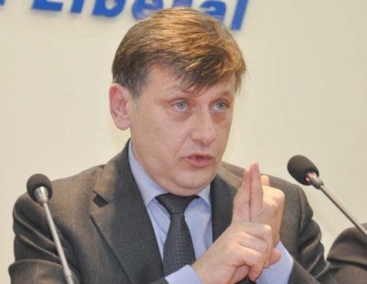 Antonescu: Dacă Băsescu are ceva de spus despre ofițerul acoperit, să spună, dacă nu, este circ